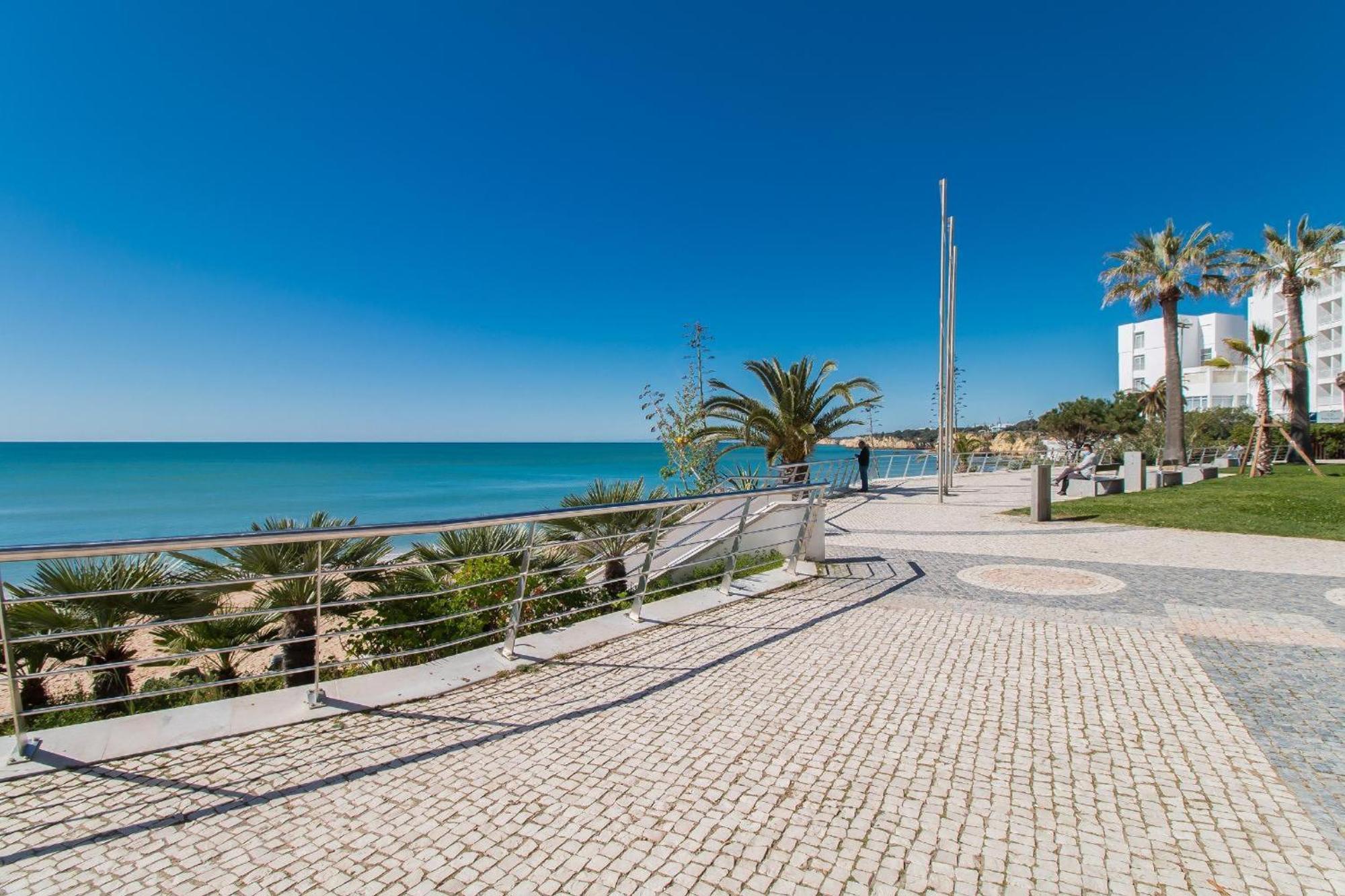 Sol E Mar Apartment Armacao de Pera Bagian luar foto